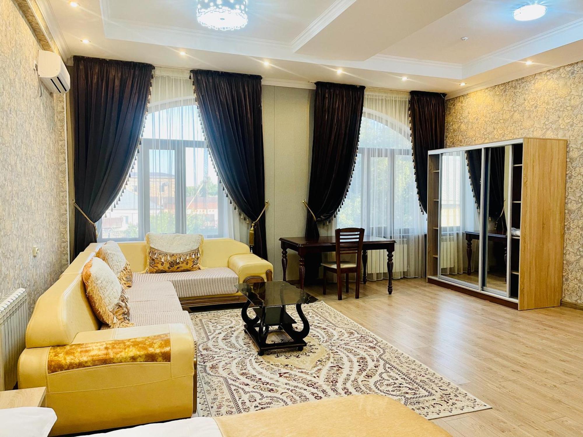 Dostyk Hotel Kyzylorda Exterior photo