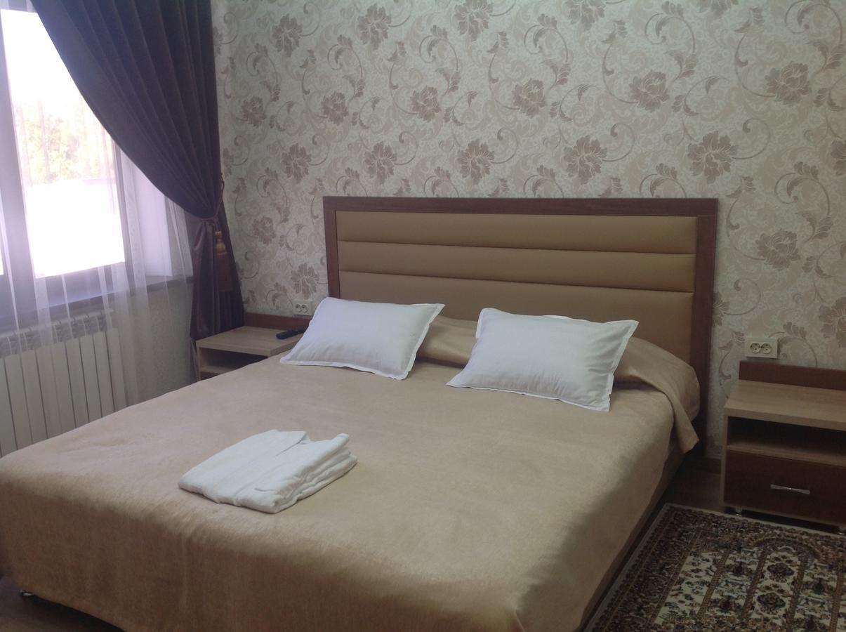 Dostyk Hotel Kyzylorda Exterior photo