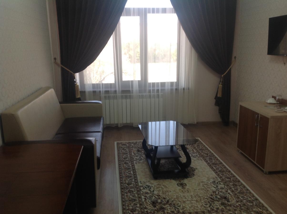 Dostyk Hotel Kyzylorda Exterior photo