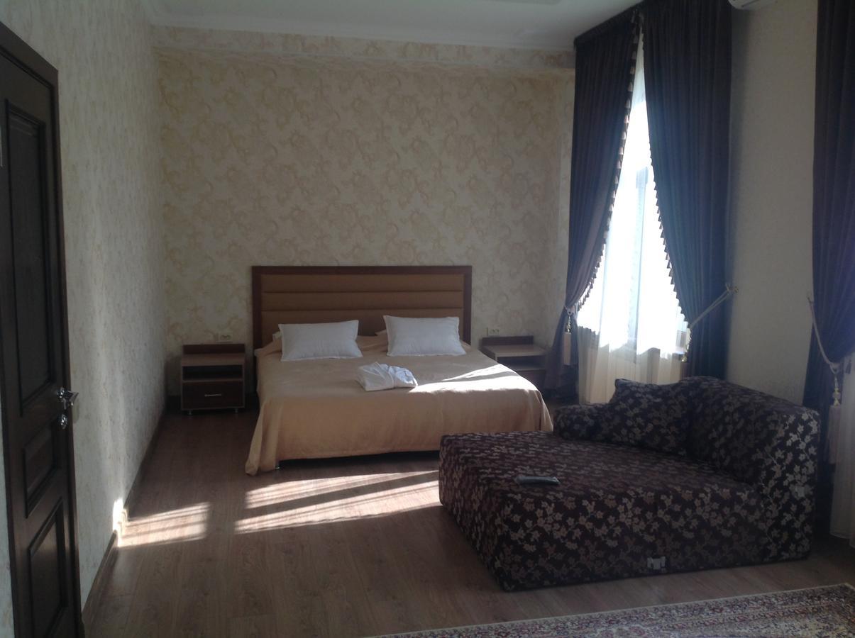Dostyk Hotel Kyzylorda Exterior photo